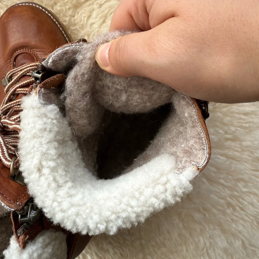 Petit Nord Shearling Winter Boot in Cognac